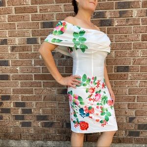 Fitted floral dress
